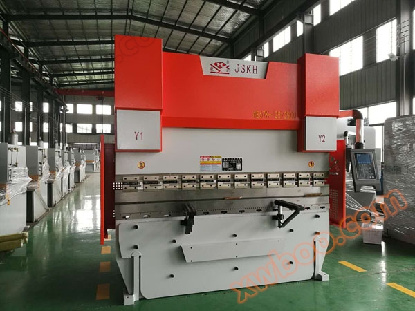 WE 67 K-125 T/2500高級デジタル制御折り曲げ機